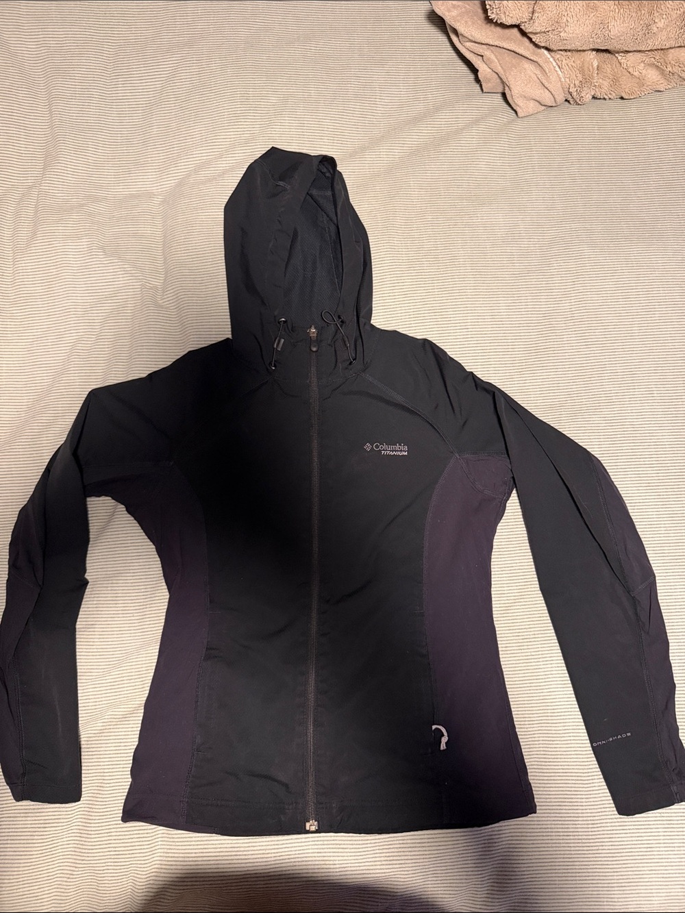 Columbia Black Hooded Women's Utility Jacket